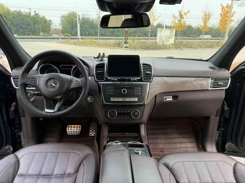 徐州17年奔驰GLE5