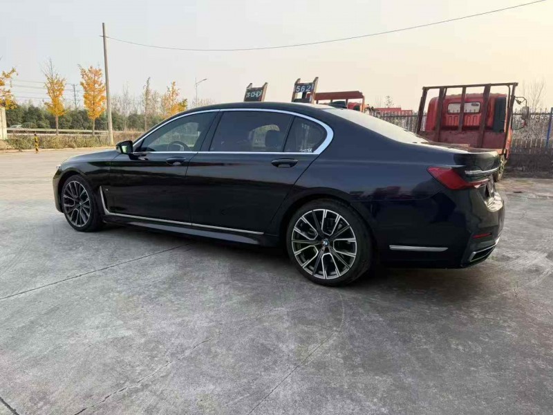 徐州20年宝马7系8