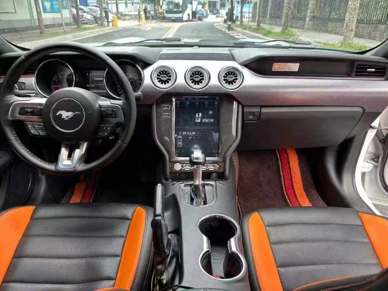 广州16年福特野马5