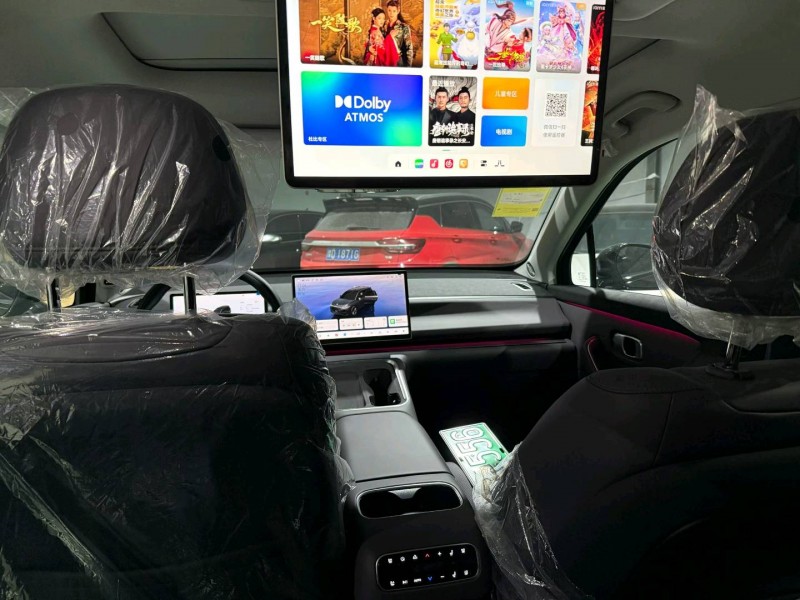 菏泽25年零跑汽车C165