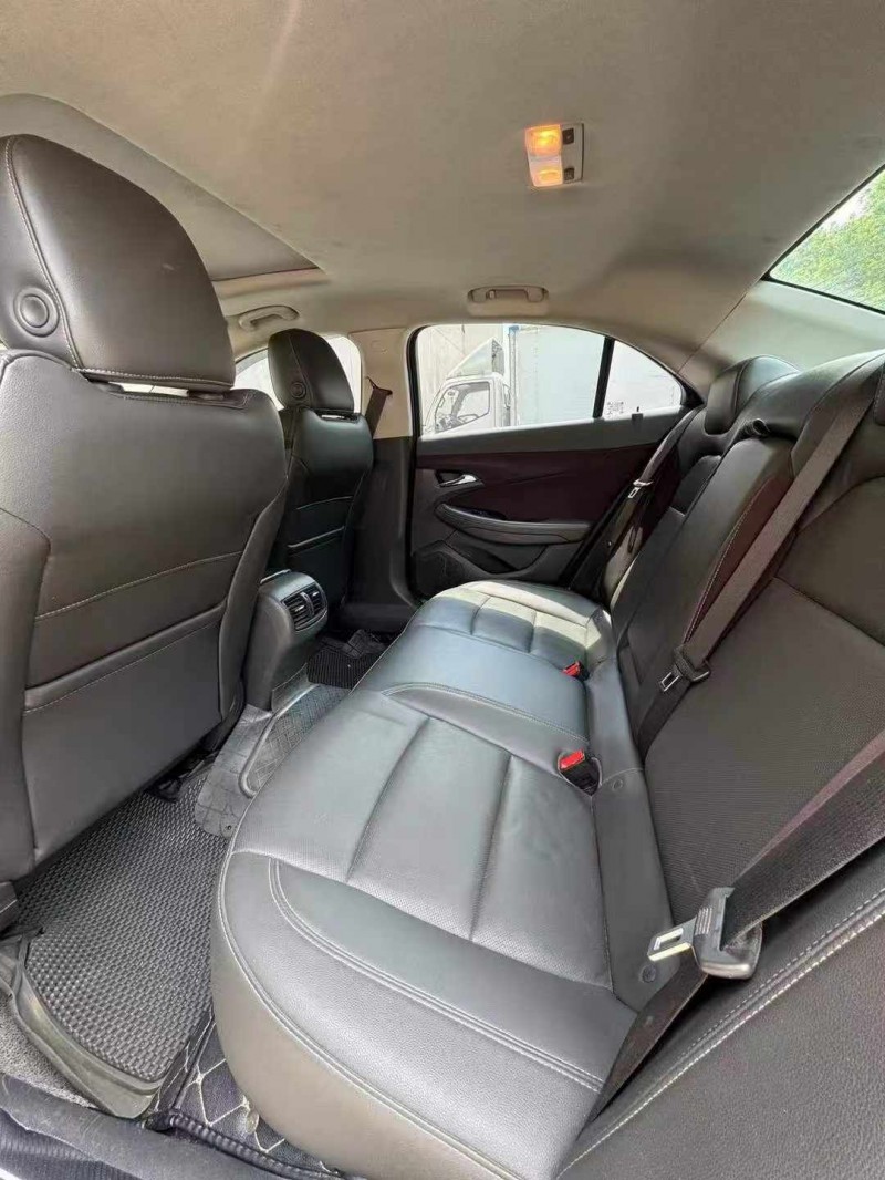 营口17年雪佛兰迈锐宝8