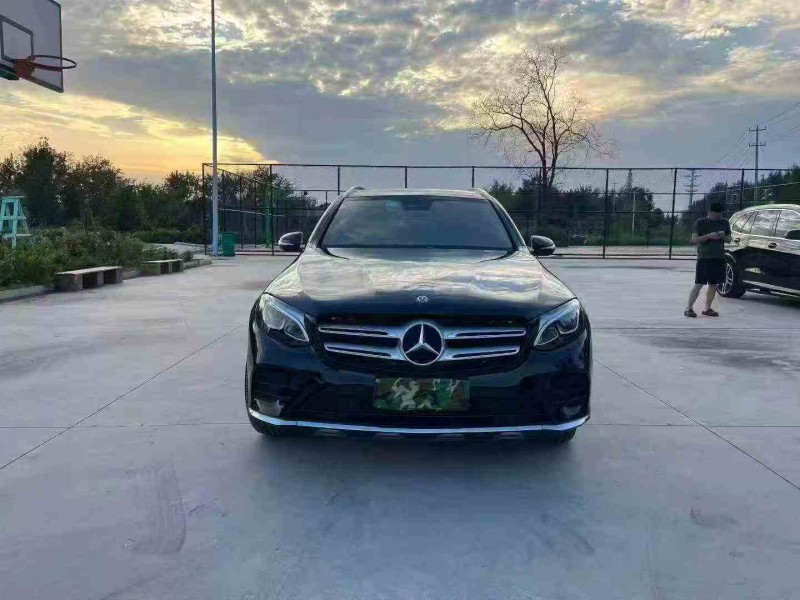 徐州17年奔驰GLC1