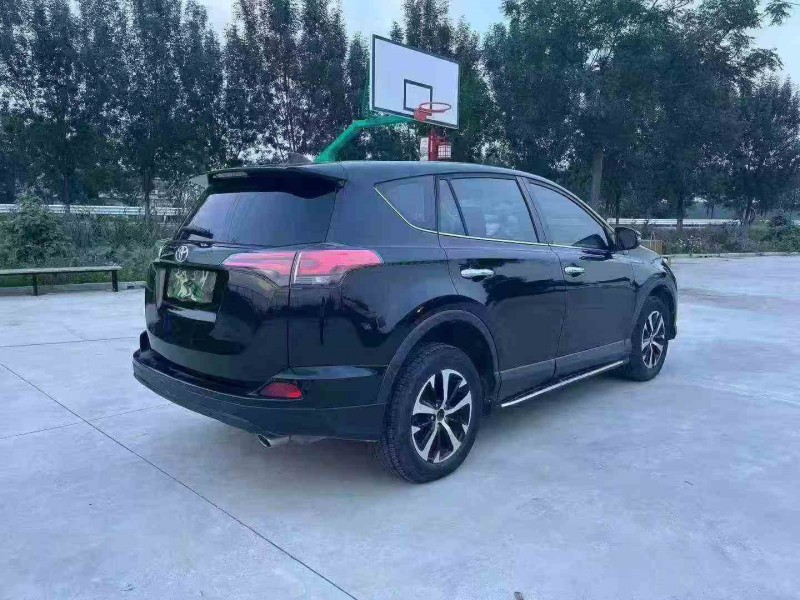 徐州19年丰田RAV48