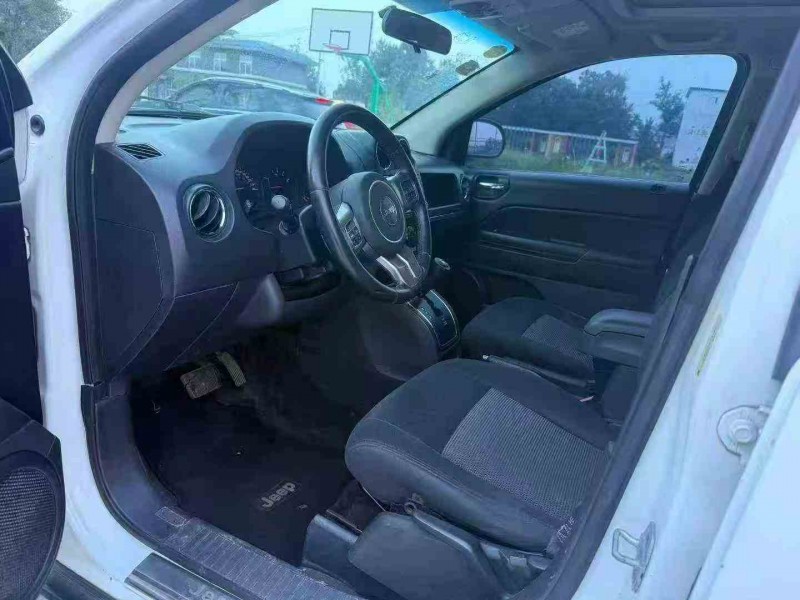 徐州13年Jeep指南者4