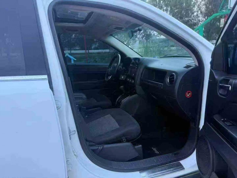 徐州13年Jeep指南者6