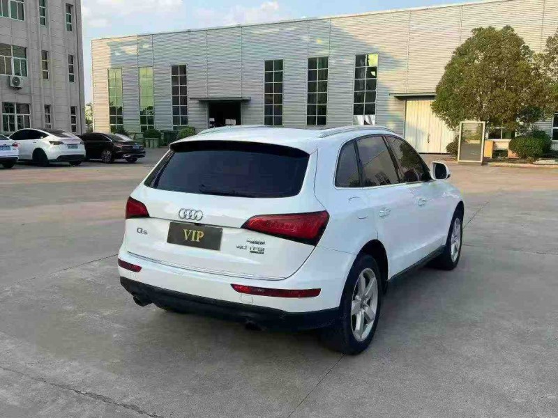 宿迁17年奥迪Q78