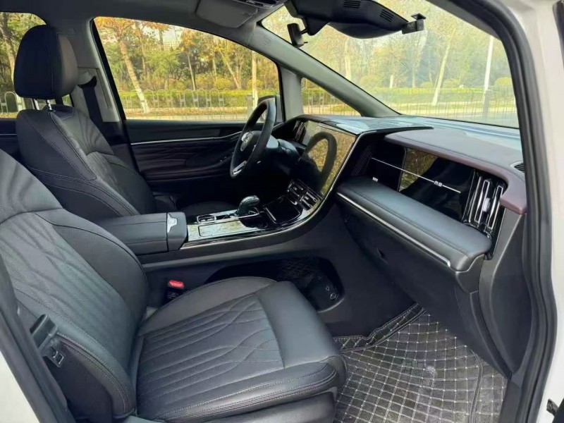 淄博24年传祺M86