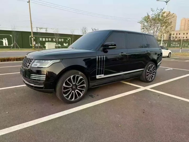 淄博16年路虎揽胜行政3