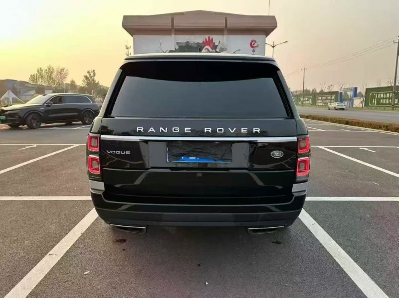 淄博16年路虎揽胜行政9