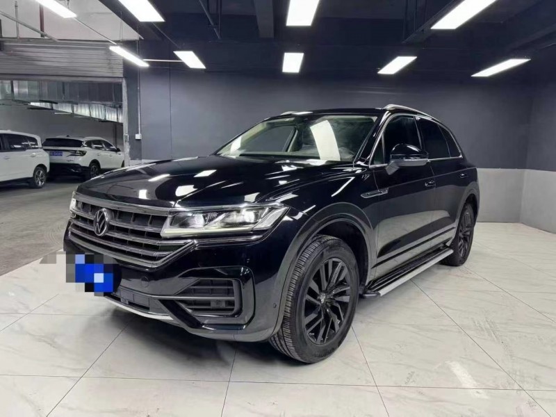 成都21年大众途锐2