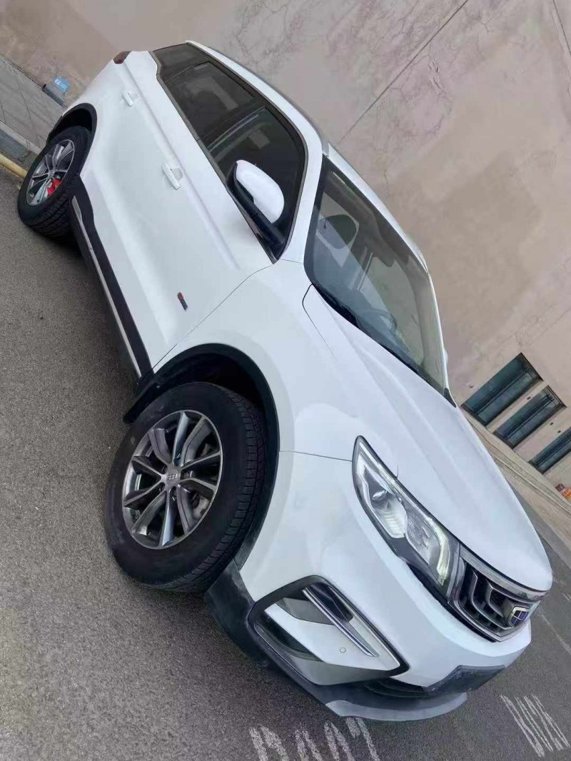 营口19年吉利博越2