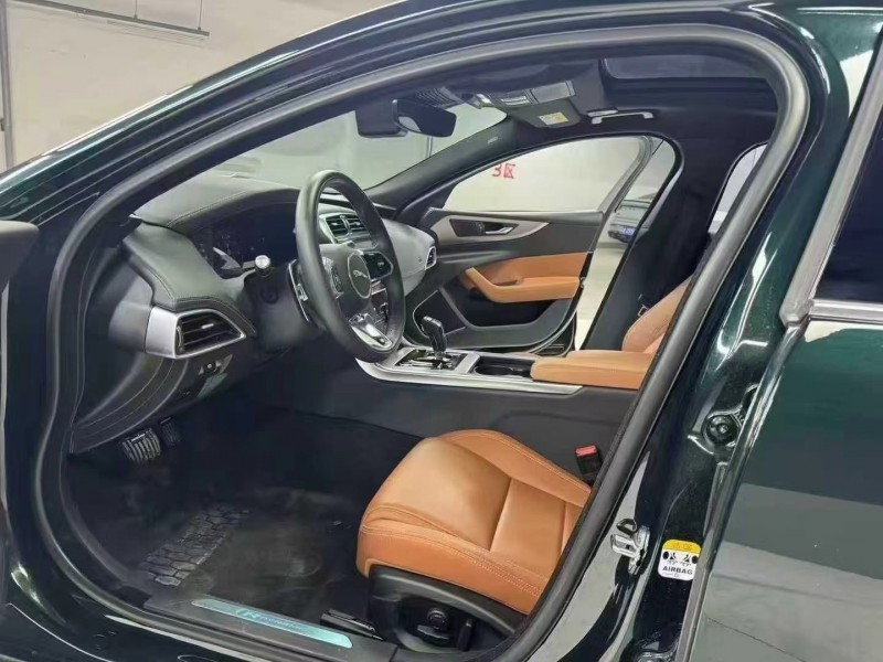 成都21年捷豹XEL8