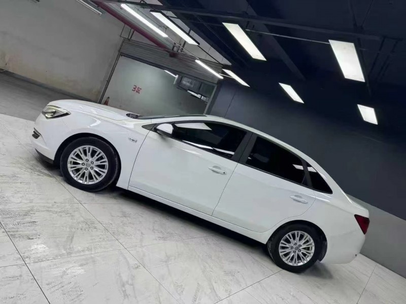 成都17年别克英朗2