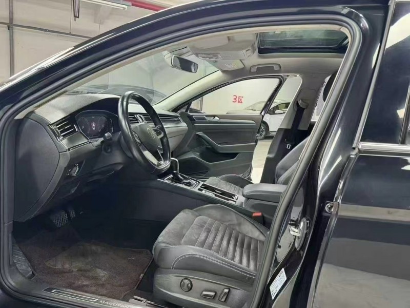 成都21年大众迈腾8