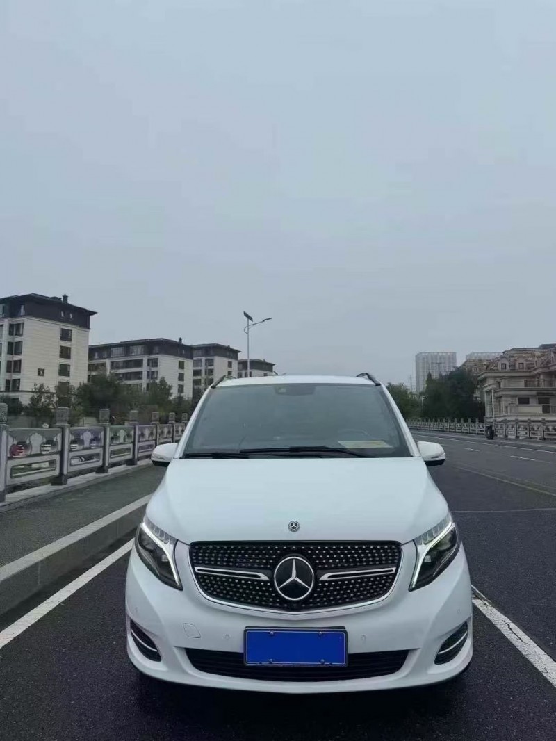 枣庄18年奔驰V1