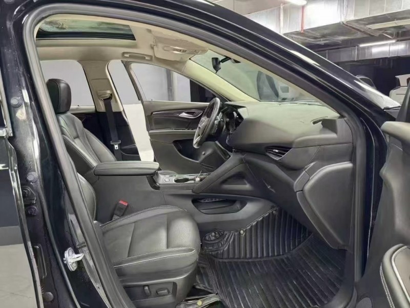 成都23年别克昂科威7