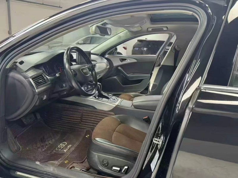 成都19年奥迪A6L6