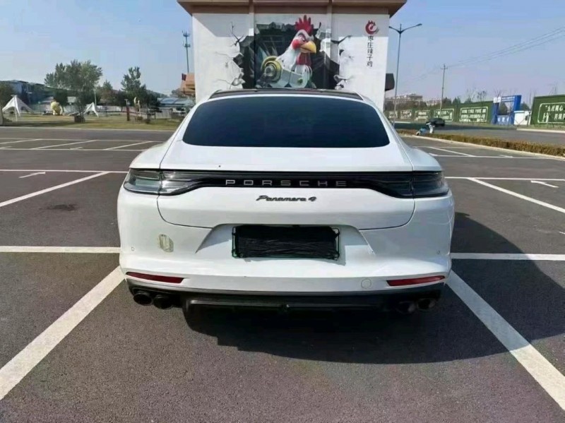 枣庄23年保时捷帕拉梅拉7