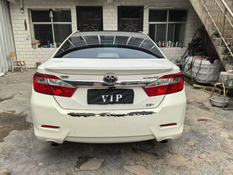 兰州14年丰田凯美瑞5