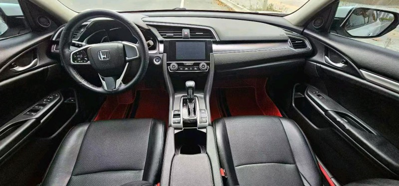 兰州17年本田思域8