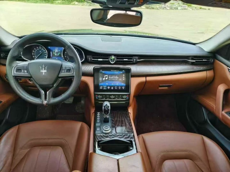 宜昌19年玛莎拉蒂总裁4