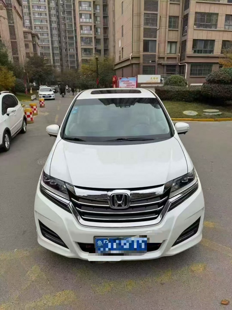 枣庄18年本田艾力绅1