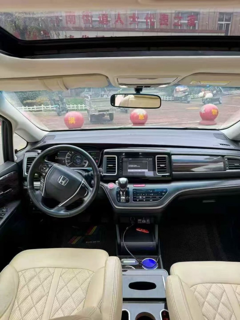 枣庄18年本田艾力绅6