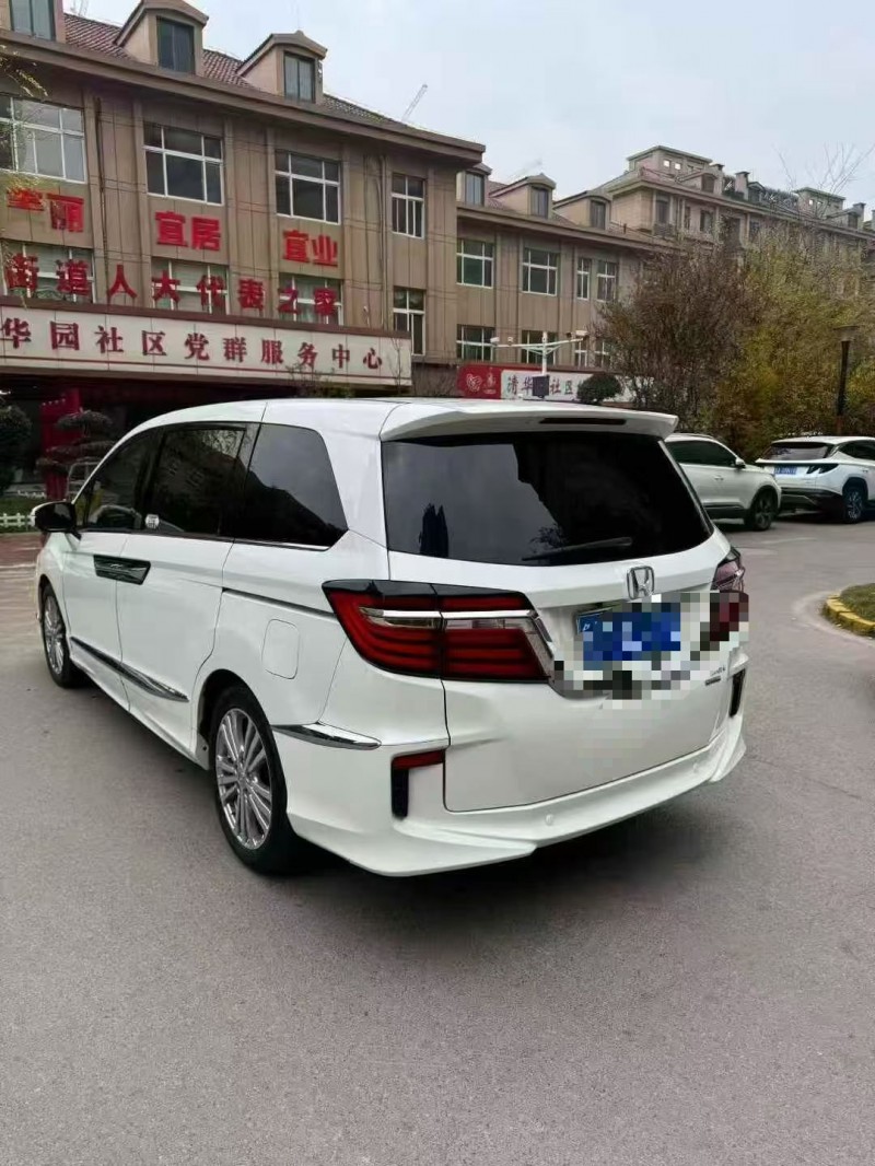 枣庄18年本田艾力绅8