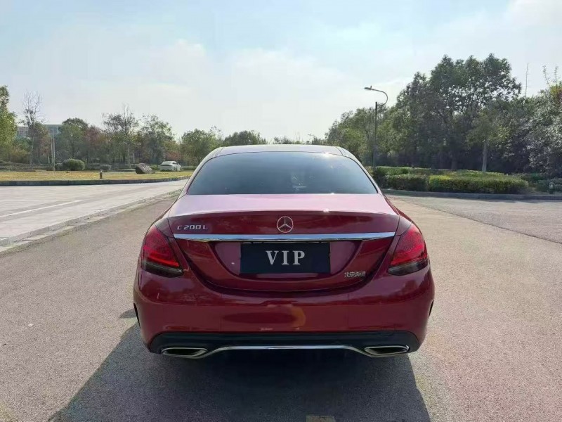 苏州19年奔驰C9