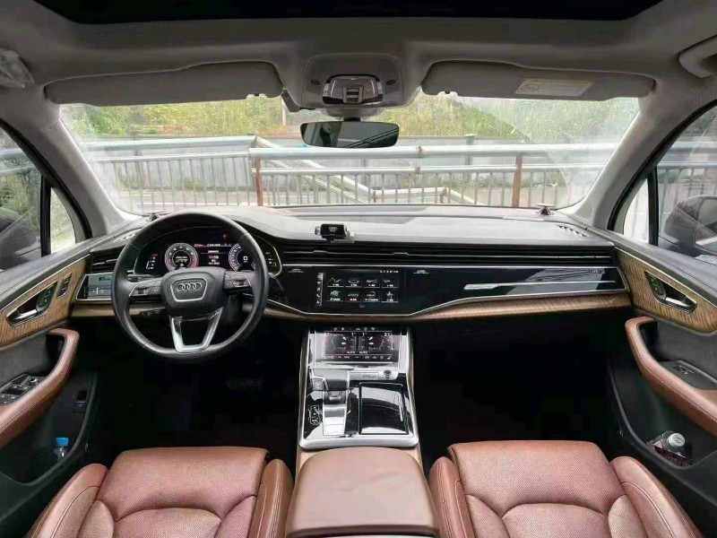 重庆21年奥迪Q75