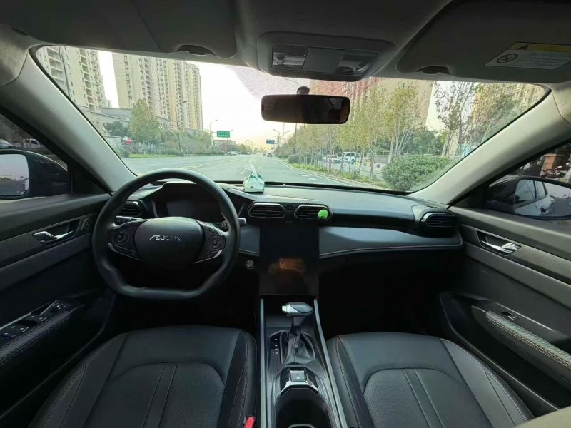 淄博25年东风奕炫3