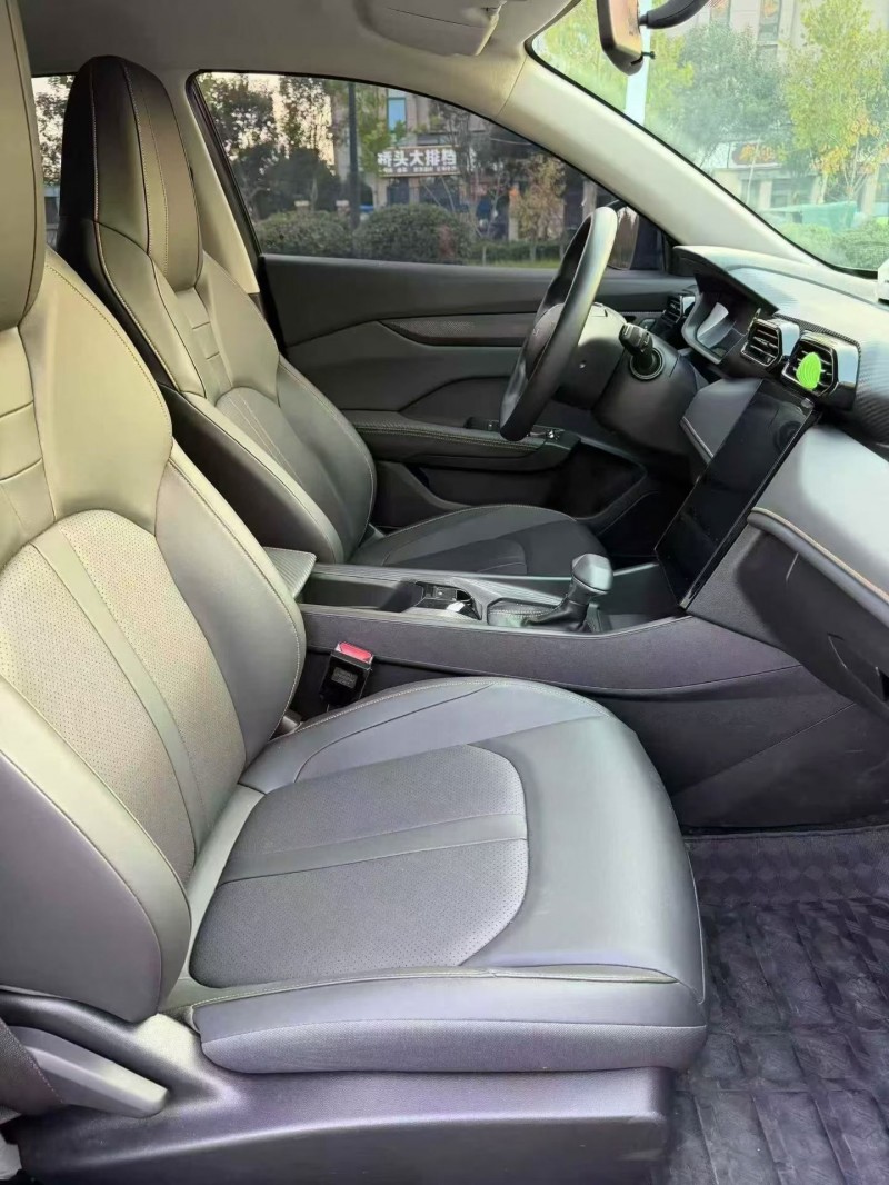 淄博25年东风奕炫6