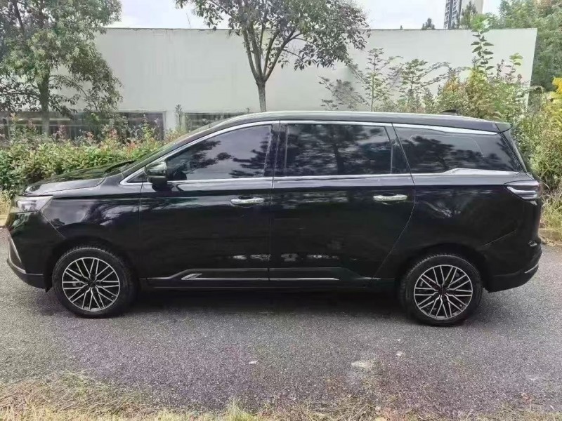 岳阳25年大运新能源远志3