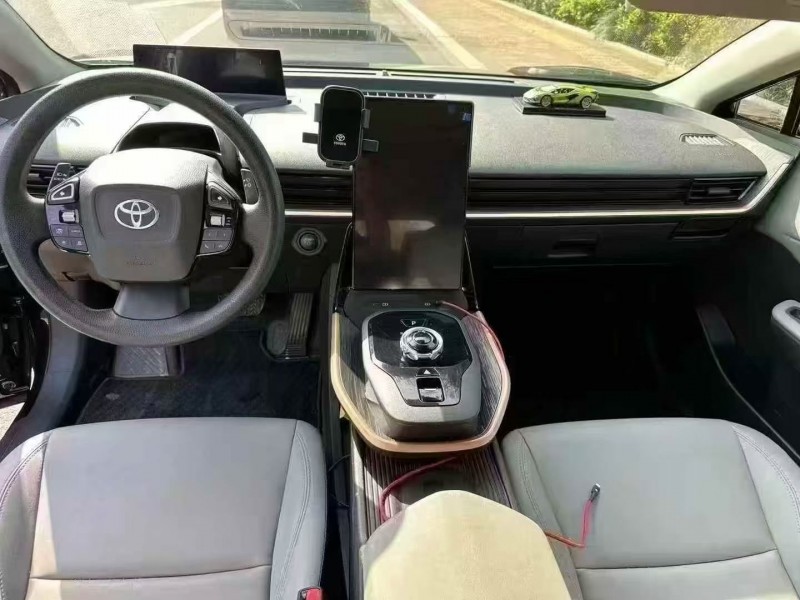 东营25年丰田BZ3Pro5