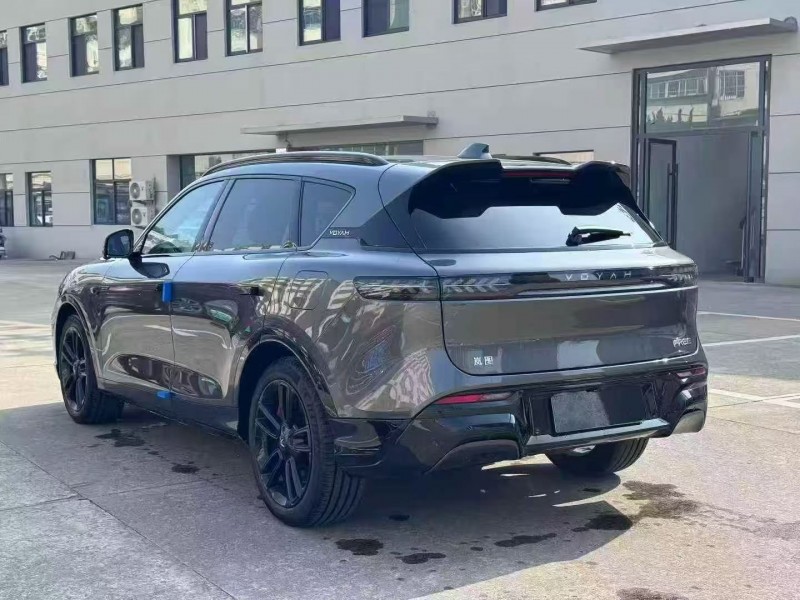 淮南25年岚图汽车FREE7