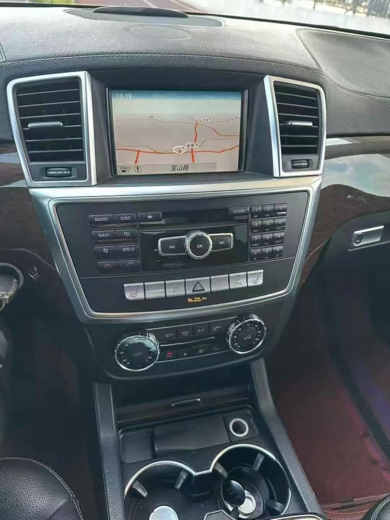 东营13年奔驰GL3