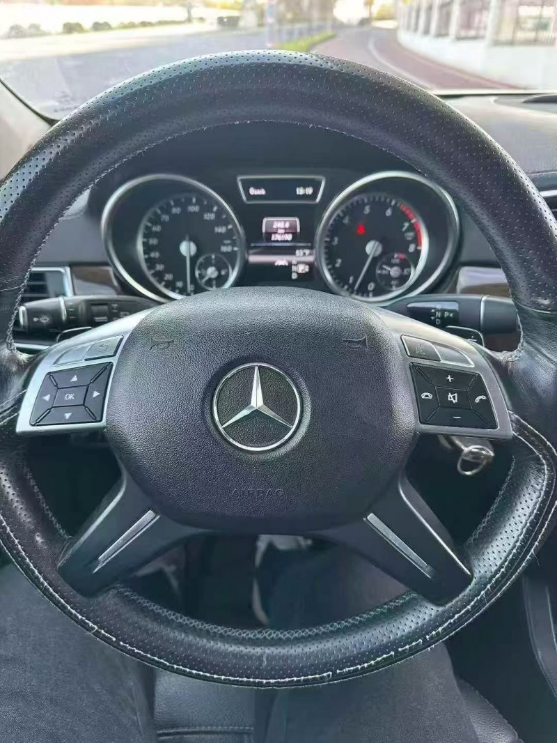 东营13年奔驰GL5