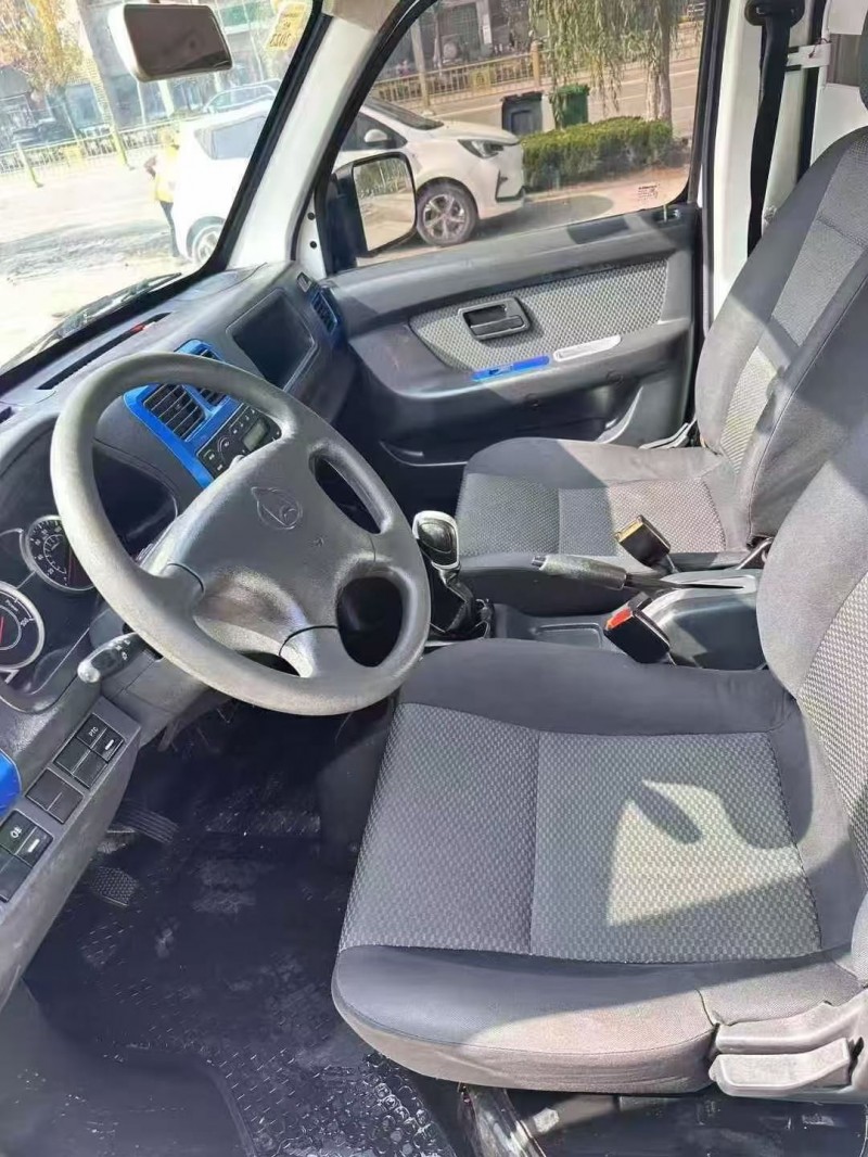 东营21年长安汽车之星8