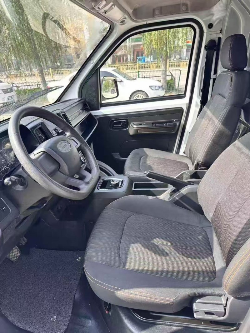 枣庄23年开瑞江豚5