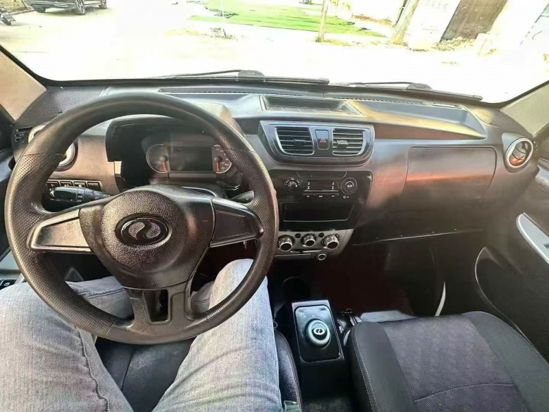 东营21年瑞驰EC31微卡6