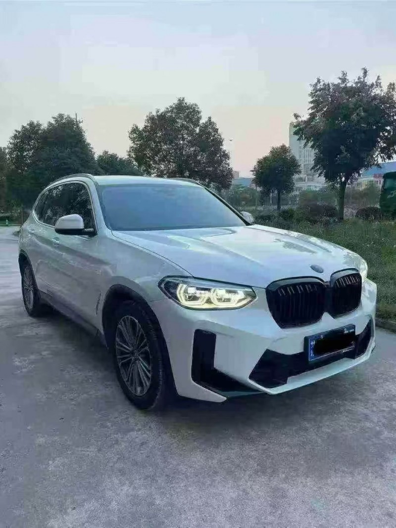 扬州19年宝马X33