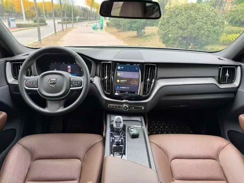 泰安25年沃尔沃XC604