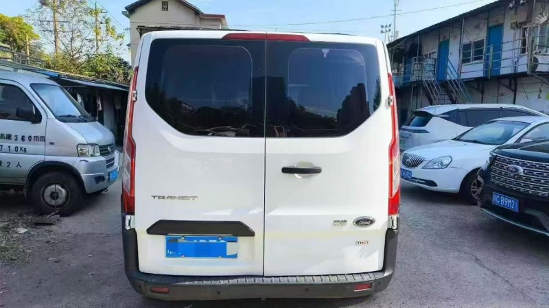 湖州17年福特全顺9