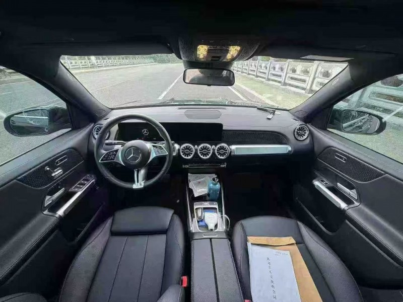 淄博23年奔驰GLB3