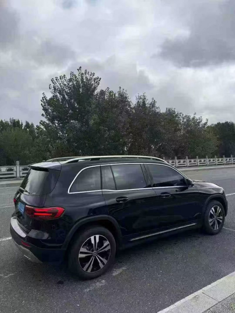 淄博23年奔驰GLB8