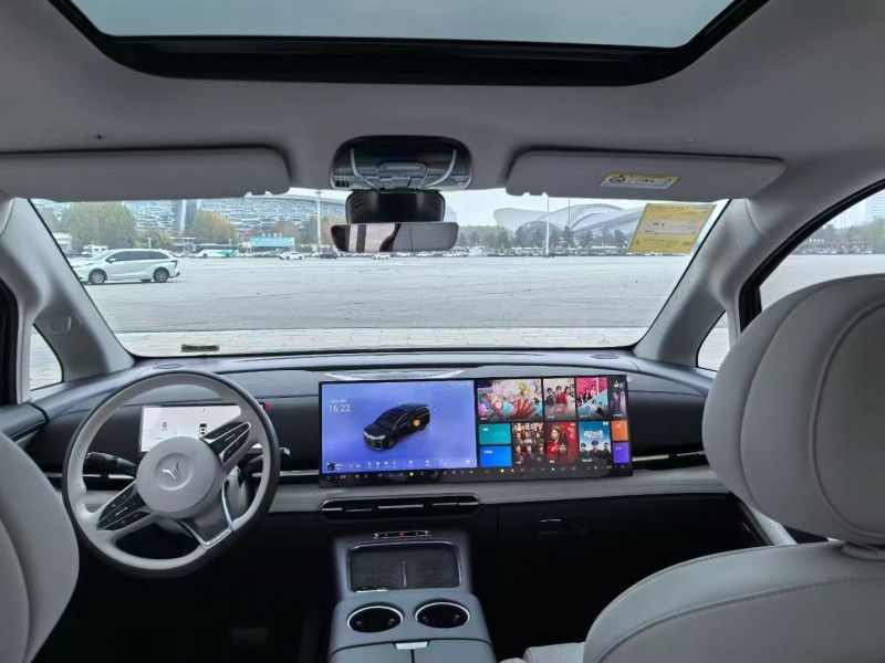 邯郸25年岚图汽车梦想家3