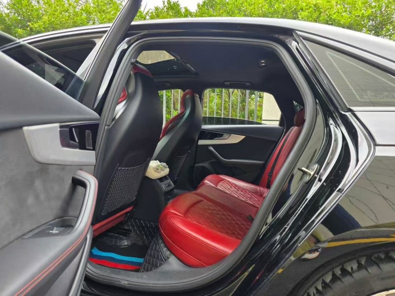 广州25年奥迪A55