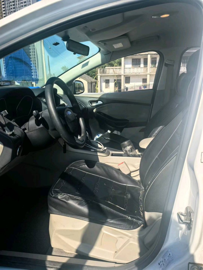 苏州16年福特福克斯6