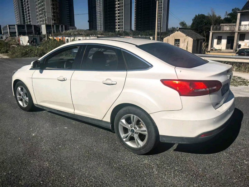 苏州16年福特福克斯7