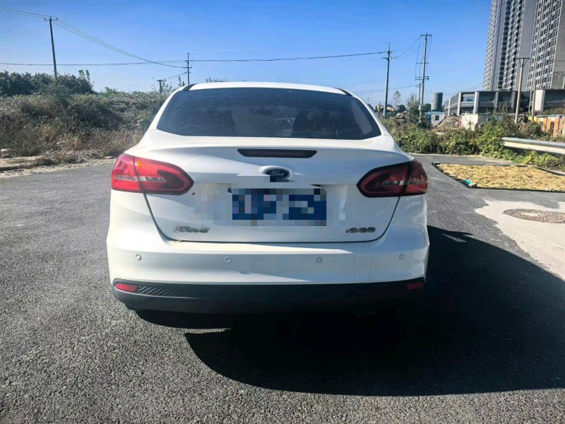 苏州16年福特福克斯8